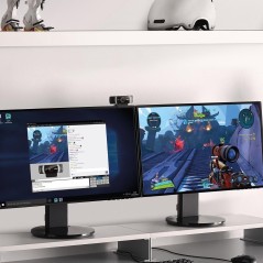 Logitech HD Pro Webcam C922 - Superior Video Quality & Professional Streaming Experience!